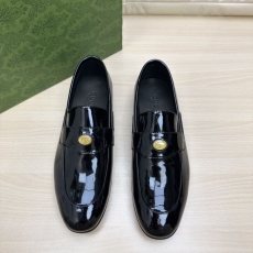 Gucci Leather Shoes